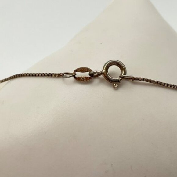 Amber Cross 18" Silver Chain Necklace. 925 - Picture 3 of 6